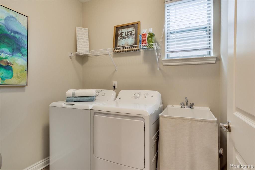 3191 Blossom Ridge Boulevard Rochester, MI 48306 - Photo 22 of 39