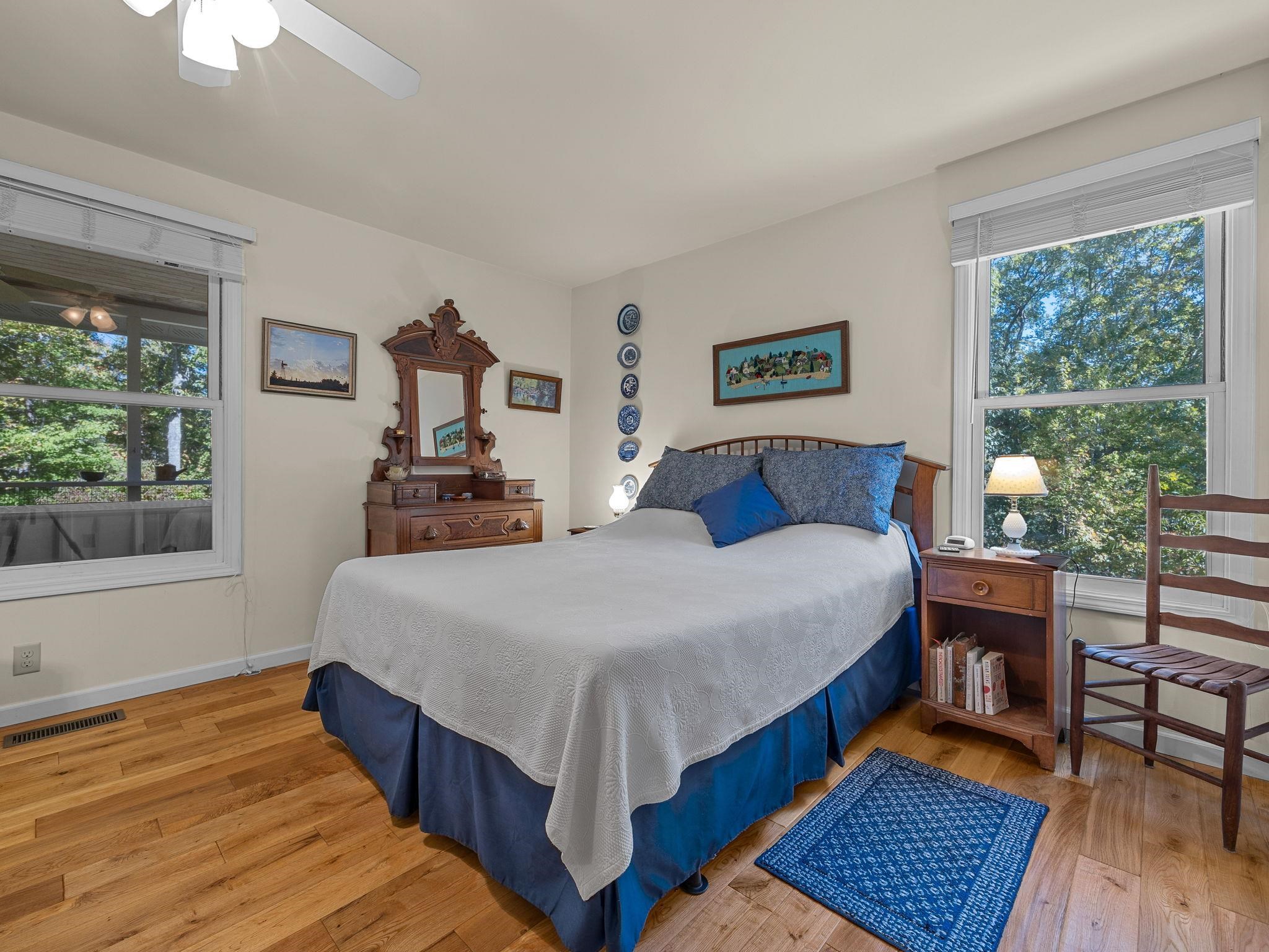 160 Caledonia Road Landrum, SC 29356 - Photo 20 of 50 Primary bedroom with en-suite