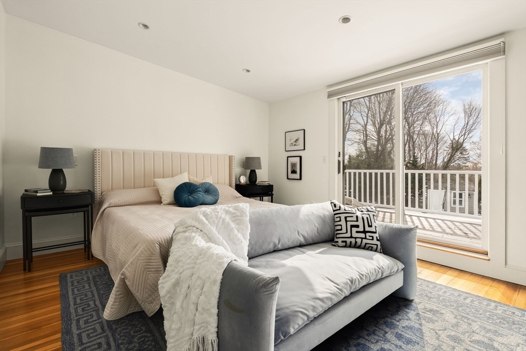 59 Harbor Avenue Marblehead, MA 01945 - Photo 15 of 38