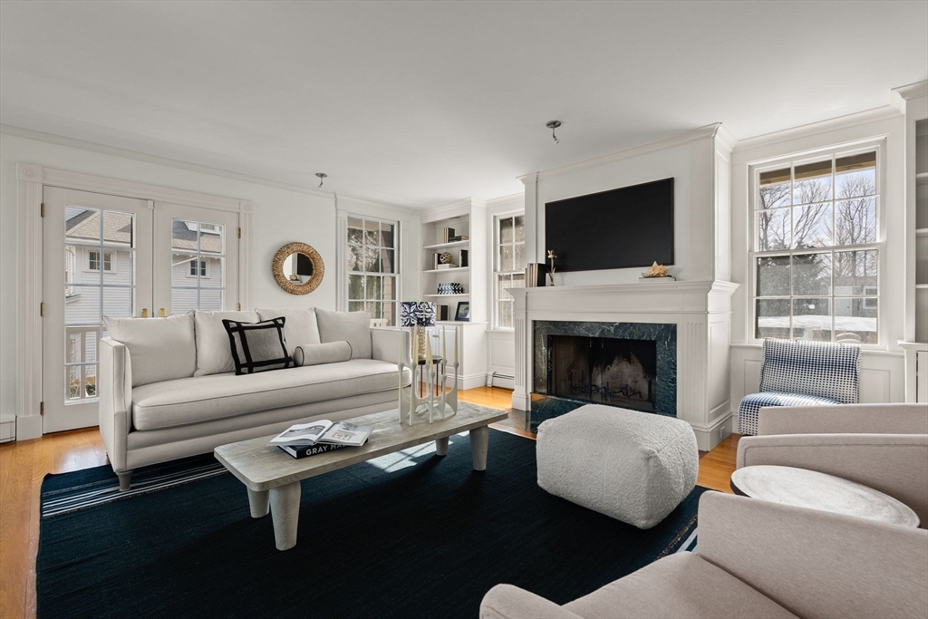 59 Harbor Avenue Marblehead, MA 01945 - Photo 4 of 38