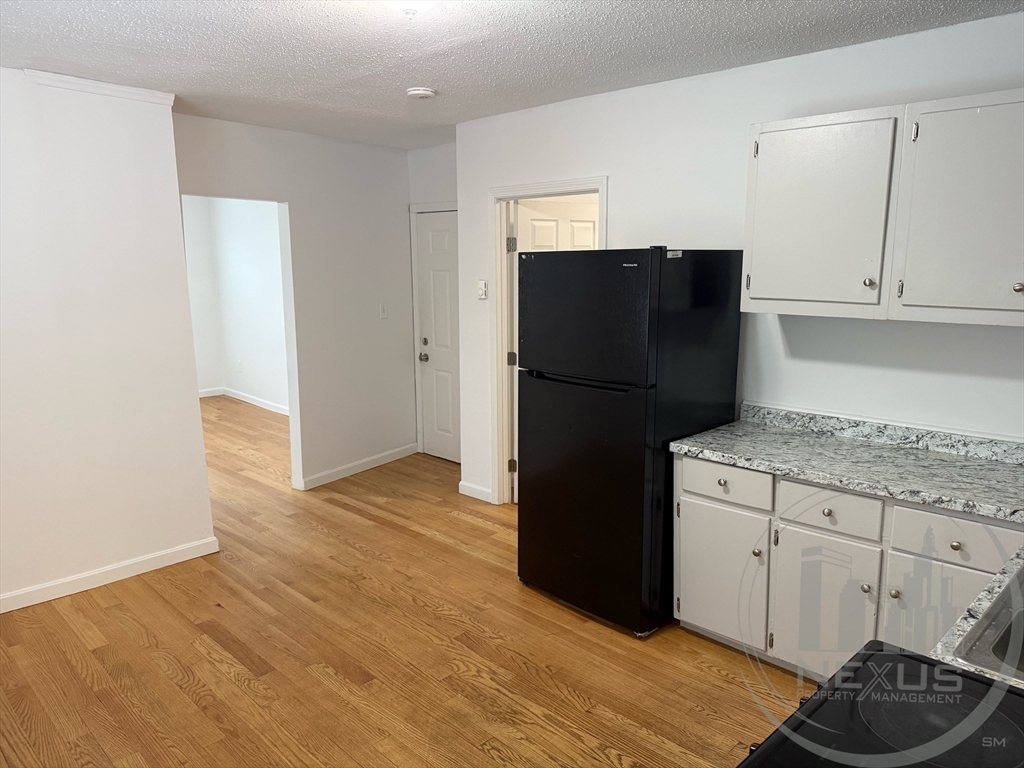 23 Hawley Street, Unit 2 Worcester, MA 01609 - Photo 5 of 16