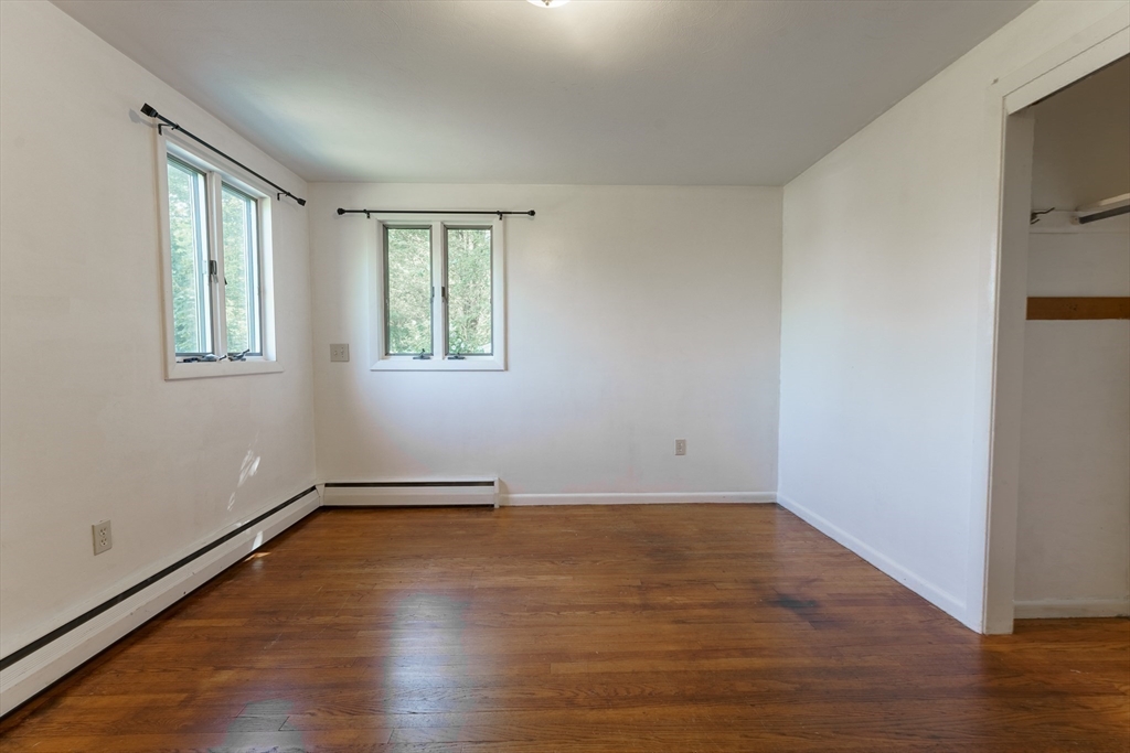 71 Hilltop Street Springfield, MA 01128 - Photo 13 of 36 Gallery Image 13
