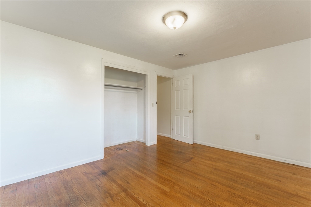71 Hilltop Street Springfield, MA 01128 - Photo 14 of 36 Gallery Image 14