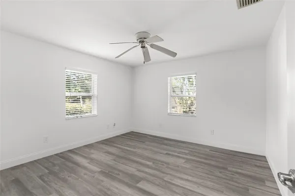 $4,500 | 4996 49th Street, Vero Beach, FL 32967