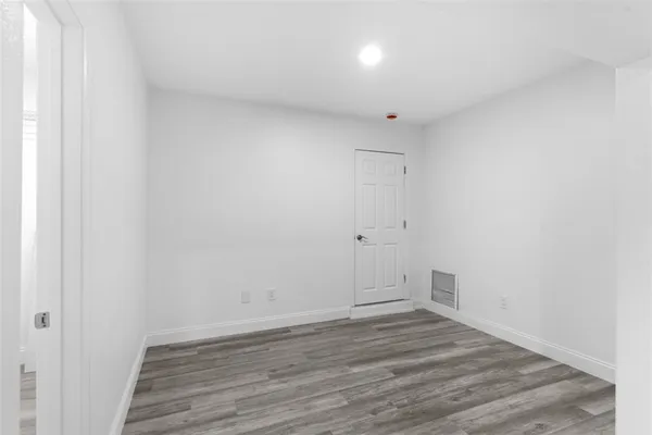 $4,500 | 4996 49th Street, Vero Beach, FL 32967