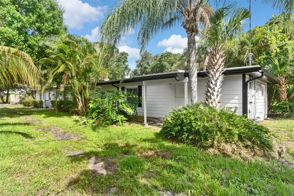 $4,500 | 4996 49th Street, Vero Beach, FL 32967