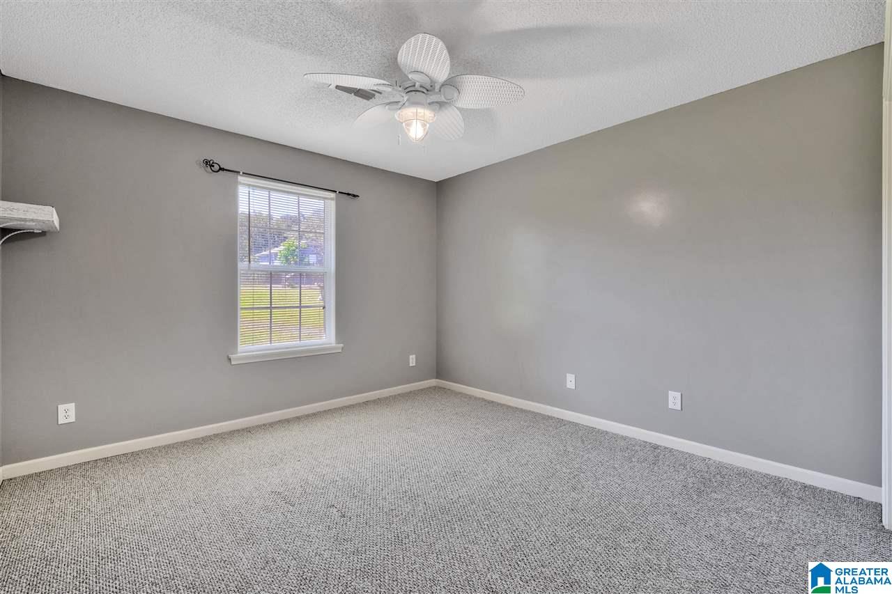 702 Timber Way Weaver, AL 36277 - Photo 12 of 28