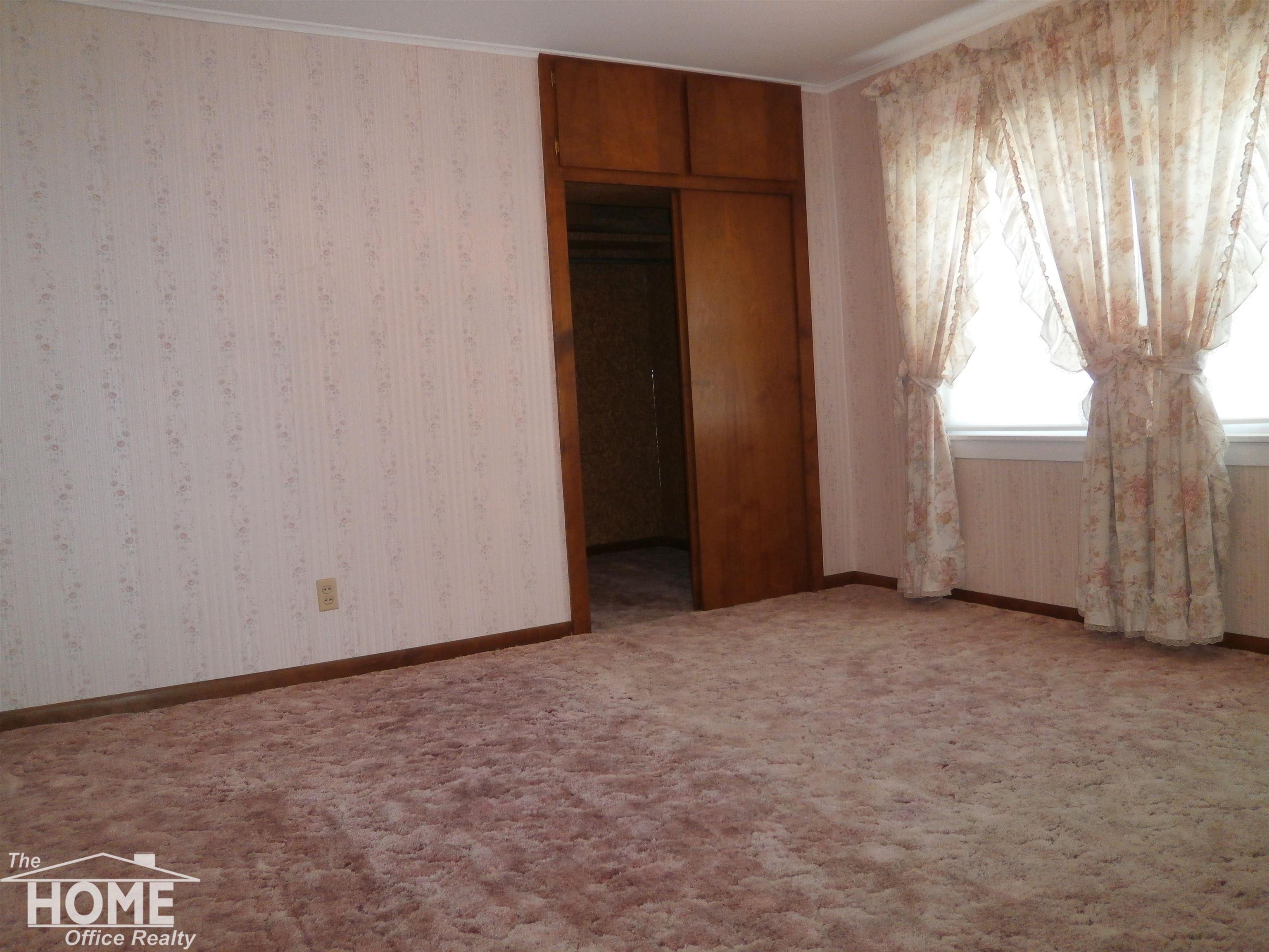 4998 North State Road Owosso, MI 48867 - Photo 12 of 16 50130119-8eed33f3-3d65-43cc-a8d9-e85e65de6572.JPG