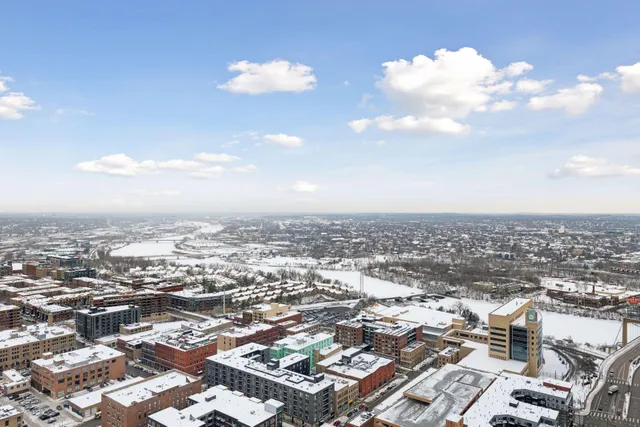 $2,375,000 | 255 Hennepin Avenue, Unit 3304, Minneapolis, MN 55401
