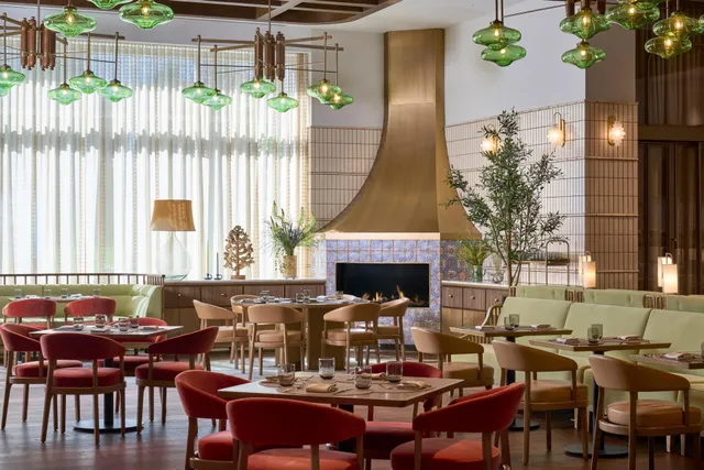 $2,375,000 | 255 Hennepin Avenue, Unit 3304, Minneapolis, MN 55401