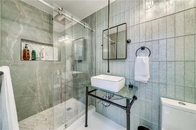 $19,995 | 417 Northeast 15th Avenue, Fort Lauderdale, FL 33301