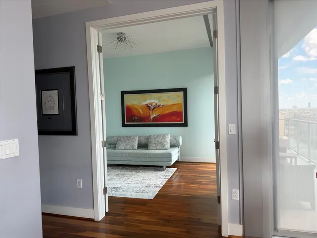 $1,095,000 | 1600 Post Oak Boulevard, Unit 1206, Houston, TX 77056