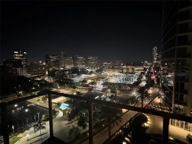 $1,095,000 | 1600 Post Oak Boulevard, Unit 1206, Houston, TX 77056