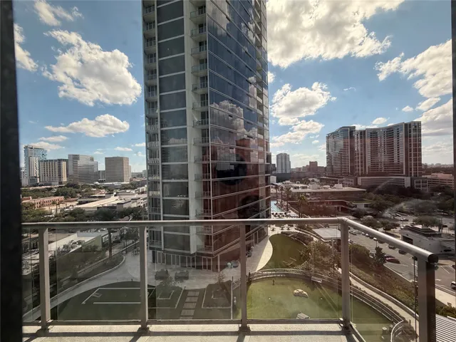 $1,095,000 | 1600 Post Oak Boulevard, Unit 1206, Houston, TX 77056