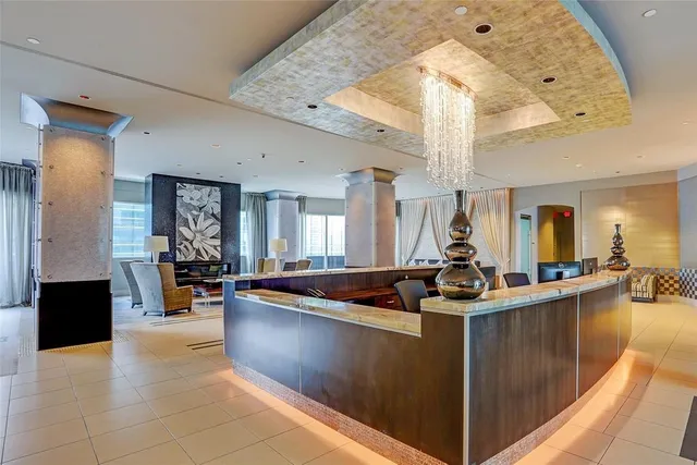 $1,095,000 | 1600 Post Oak Boulevard, Unit 1206, Houston, TX 77056