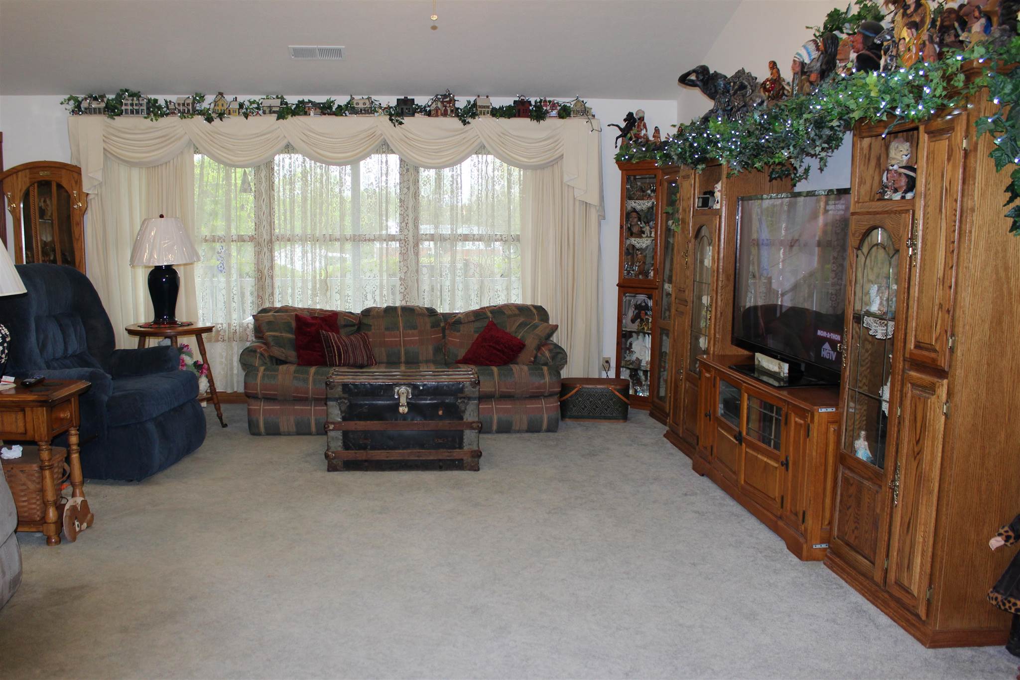 636 East Antioch Road Bloomfield, IN 47424 - Photo 2 of 27