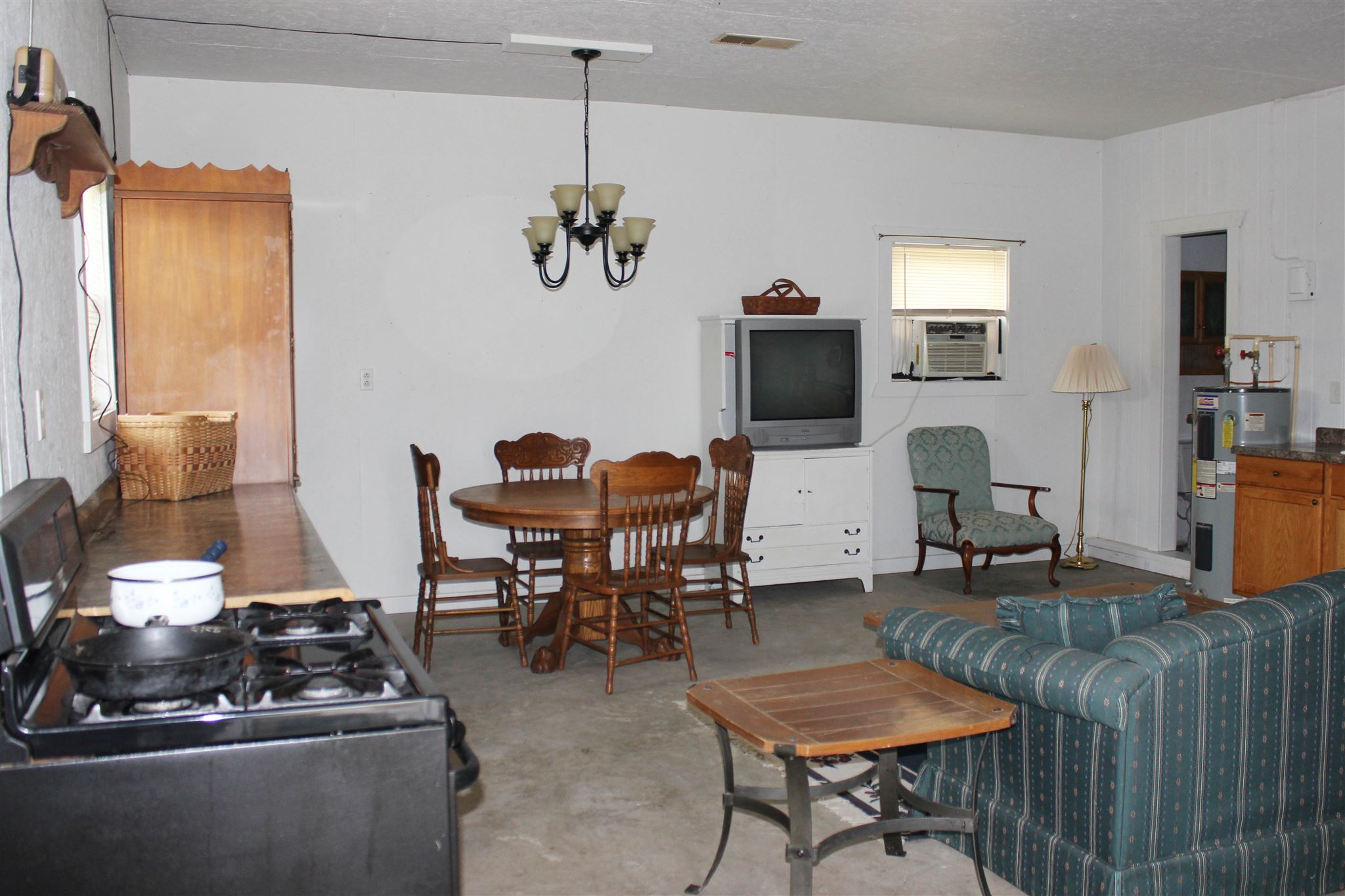 636 East Antioch Road Bloomfield, IN 47424 - Photo 20 of 27