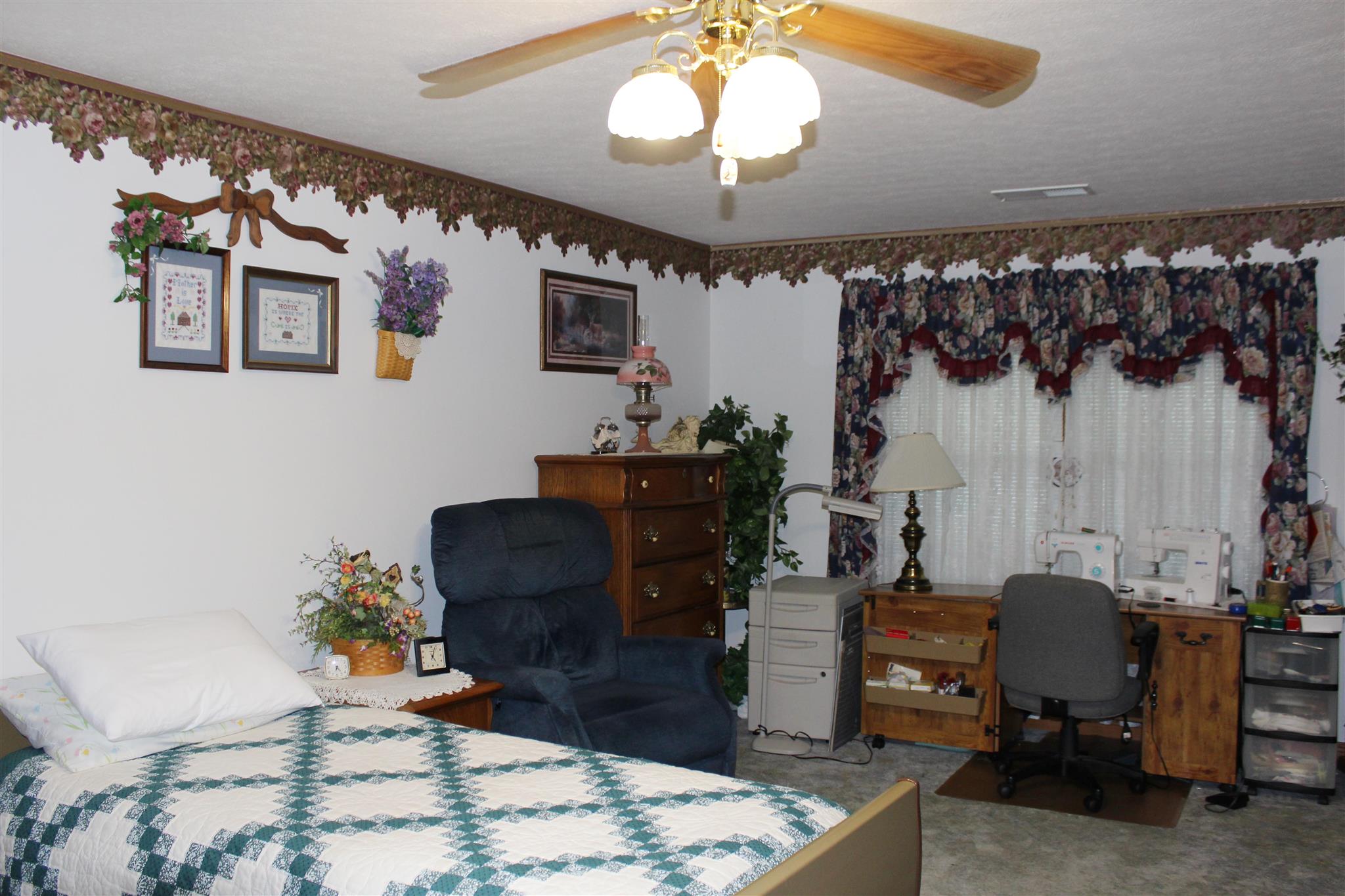 636 East Antioch Road Bloomfield, IN 47424 - Photo 10 of 27