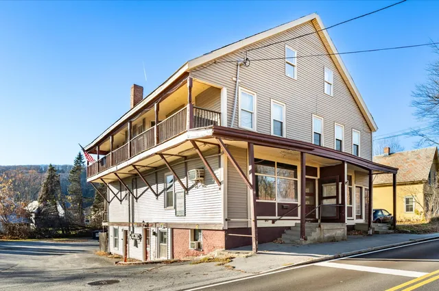 $325,000 | 16 Church Street, Walpole, NH 03609