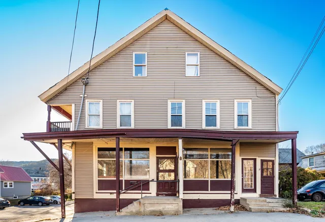 $325,000 | 16 Church Street, Walpole, NH 03609