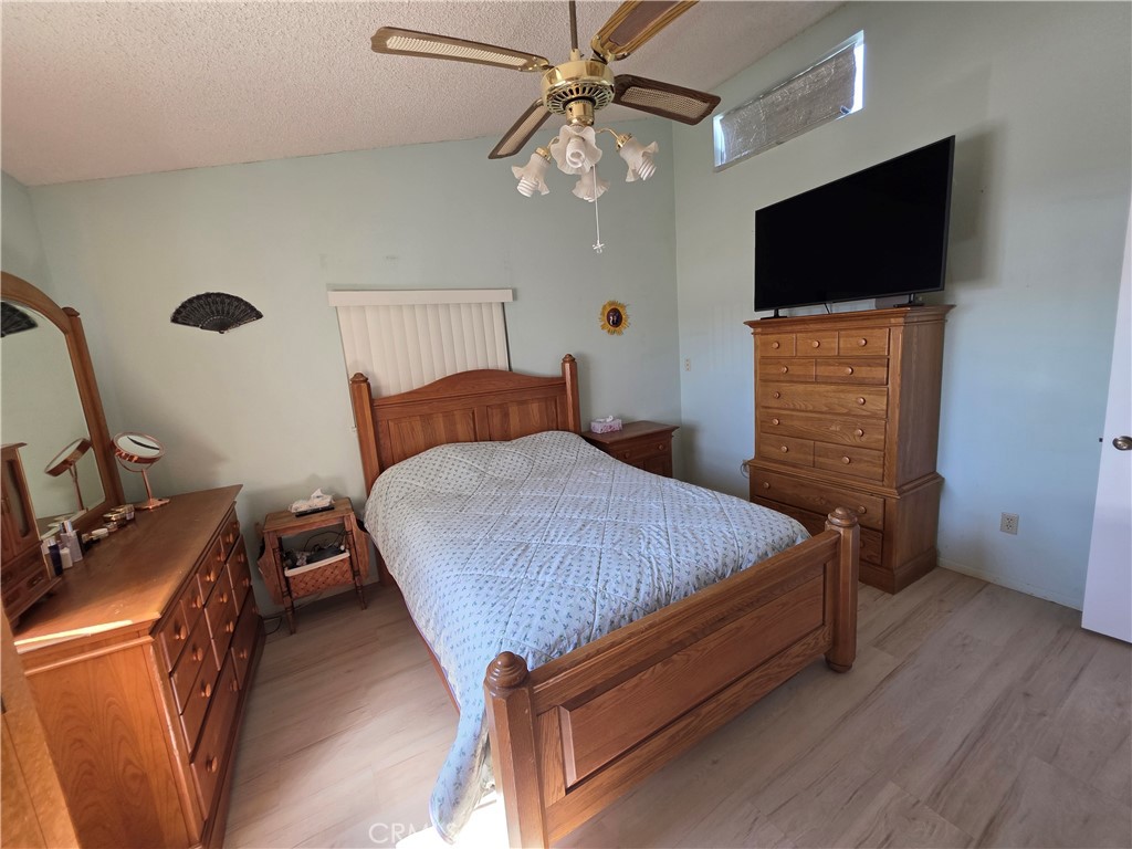 5566 Oleta Road Landers, CA 92285 - Photo 21 of 40 Bedroom 1
