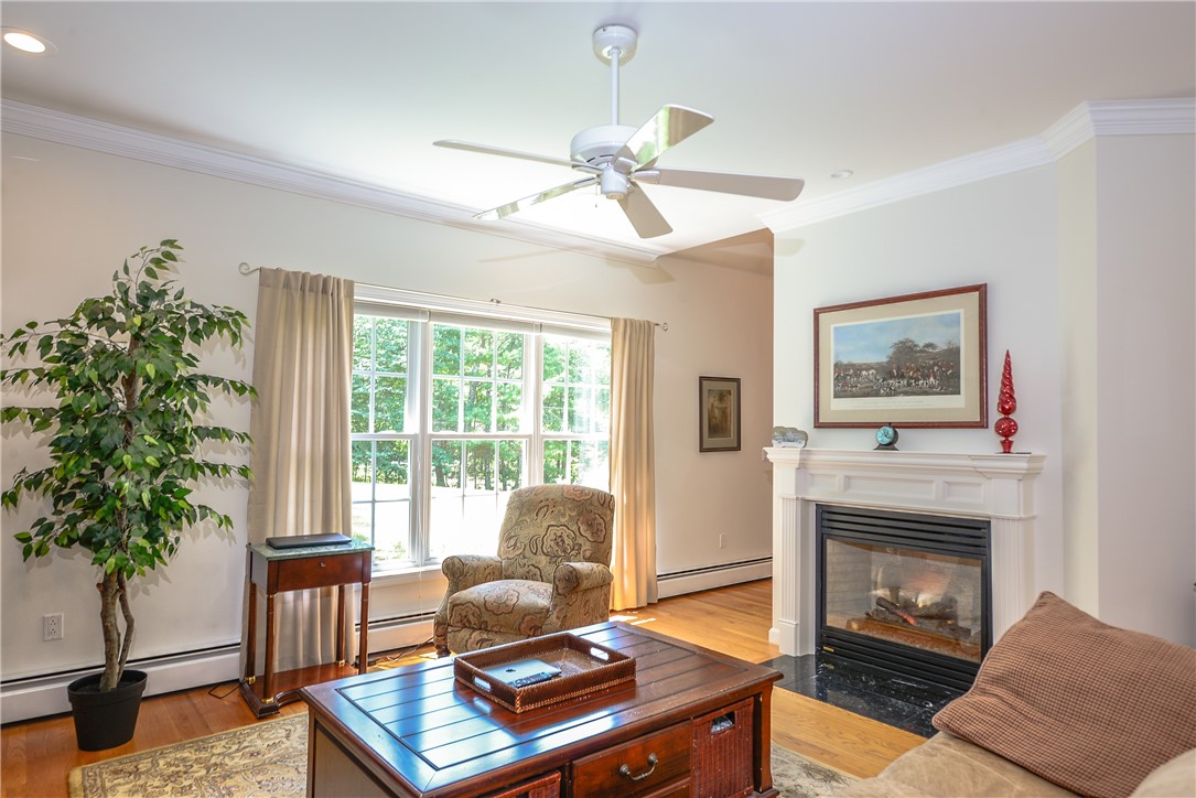37 Small Pond Road Richmond, RI 02812 - Photo 7 of 35