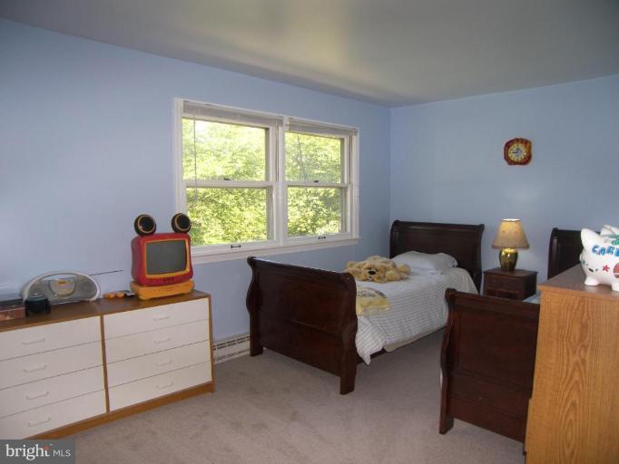 11333 Rambling Road Gaithersburg, MD 20879 - Photo 13 of 30 Bedroom #1