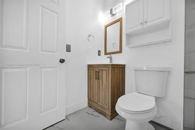 a view of a back yard of the house