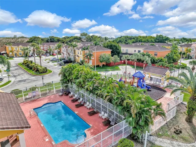 $365,000 | 640 Southeast 1st Street, Homestead, FL 33030