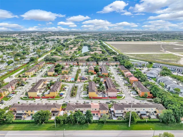 $365,000 | 640 Southeast 1st Street, Homestead, FL 33030