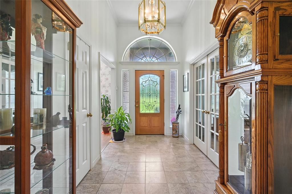 2134 Rains County Road 1402 Point, TX 75472 - Photo 2 of 15 a view of a entryway with interior of the house