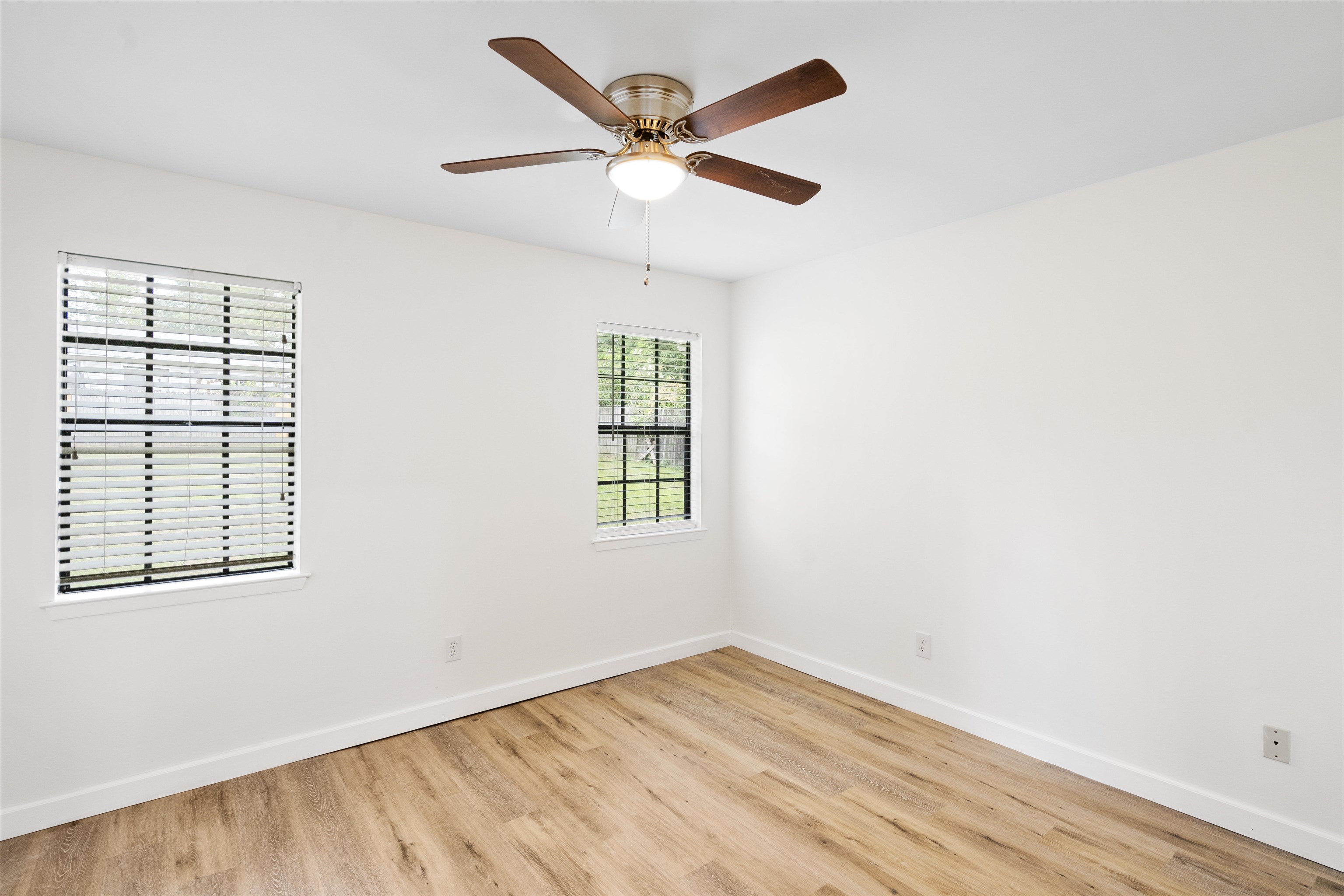 146 Michael Loop Daphne, AL 36526 - Photo 15 of 32
