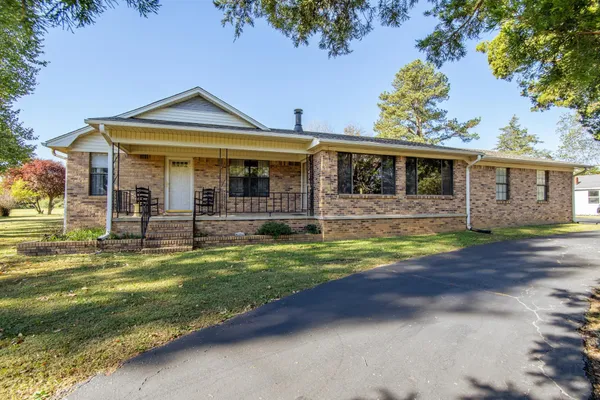 $250,000 | 841 Sanford Street, Henderson, TN 38340