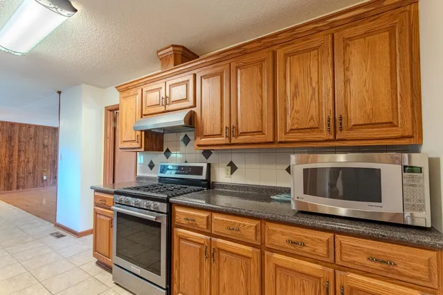 $250,000 | 841 Sanford Street, Henderson, TN 38340