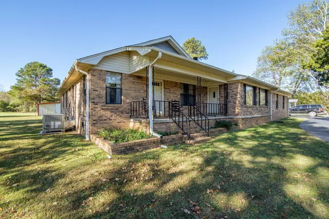 $250,000 | 841 Sanford Street, Henderson, TN 38340