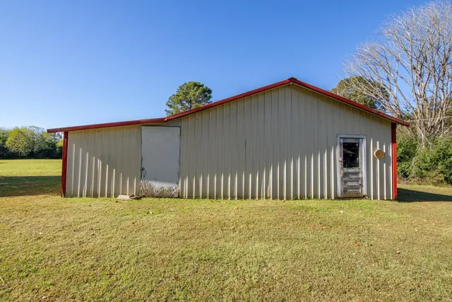 $250,000 | 841 Sanford Street, Henderson, TN 38340