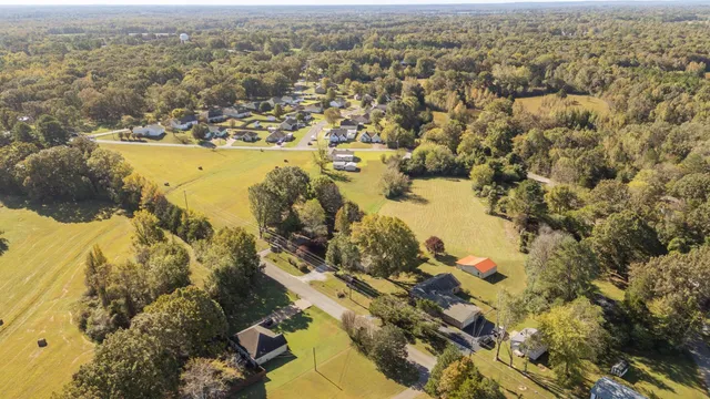 $250,000 | 841 Sanford Street, Henderson, TN 38340