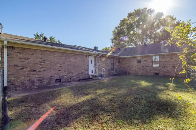 $250,000 | 841 Sanford Street, Henderson, TN 38340