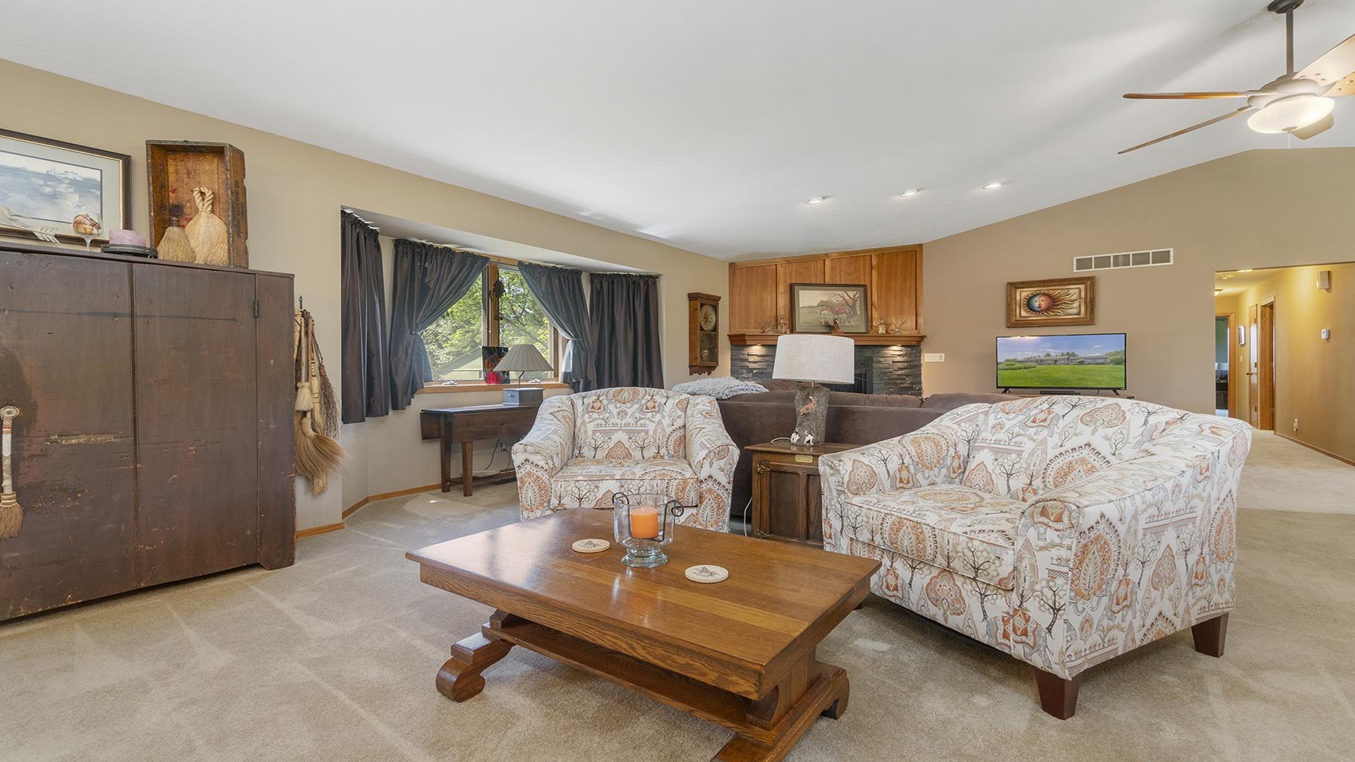 631 Fieldcrest Road Belvidere, IL 61008 - Photo 8 of 44 Gallery Image 8