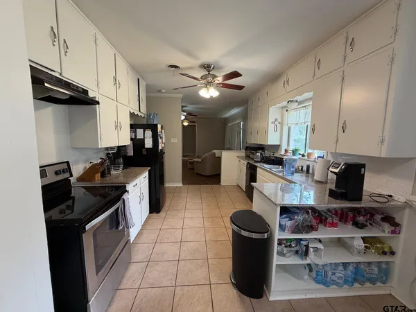 $1,850 | 3207 Timberlane Drive, Tyler, TX 75701
