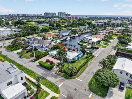 $2,000,000 | 5800 Northeast 7th Avenue, Boca Raton, FL 33487