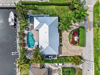 $2,000,000 | 5800 Northeast 7th Avenue, Boca Raton, FL 33487