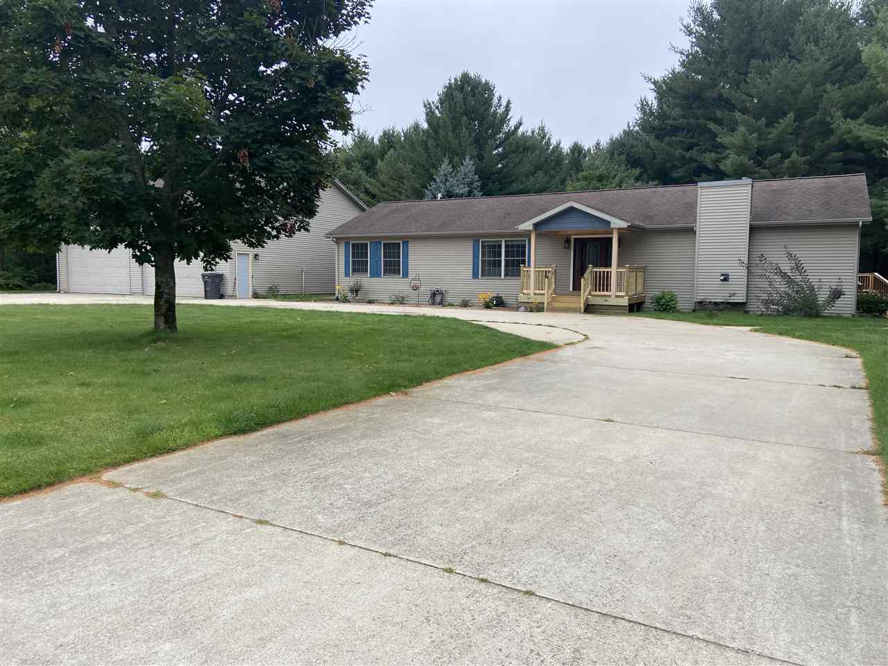 807 Quail Road Southwest Kalkaska, MI 49646 - Photo 32 of 37 1879263-31.JPG