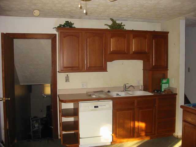4995 Fishburn Street Columbus, OH 43207 - Photo 4 of 6