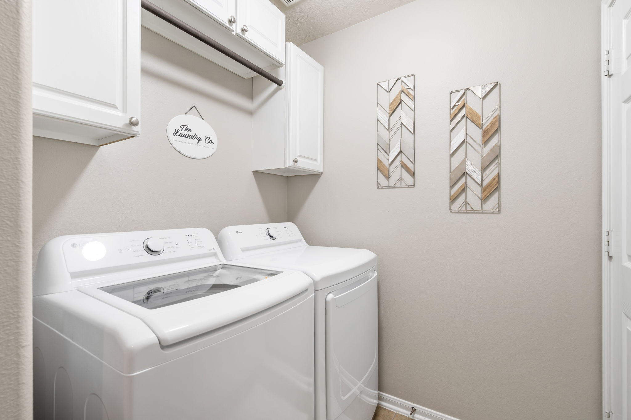 20903 Manon Lane Spring, TX 77388 - Photo 26 of 31 a utility room with dryer and washer