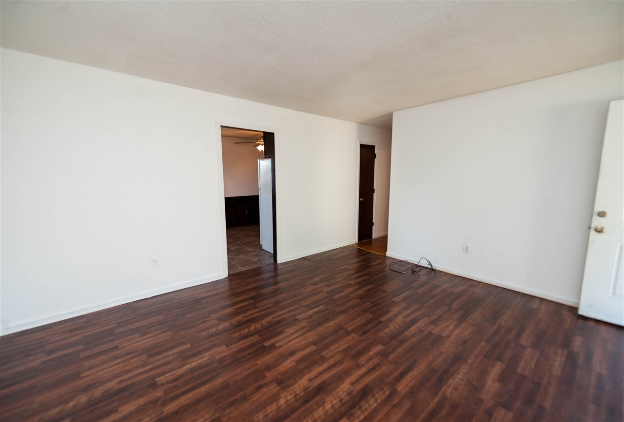 580 Jerusalem Road Pacolet, SC 29372 - Photo 5 of 25 Living Room