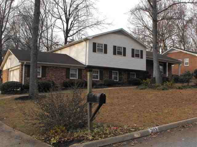 202 Overcreek Road Greenville, SC 29607 - Photo 1 of 12 Gallery Image 1