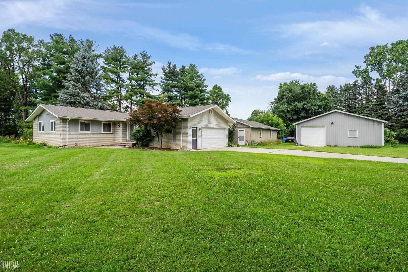 14411 Reid Road Romeo, MI 48065 - Photo 30 of 45 50149096-04838c24-6f28-4e0e-a002-d3804039fbbc.JPG