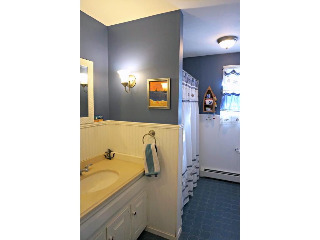 20 Devonshire Road Atkinson, NH 03811 - Photo 12 of 26