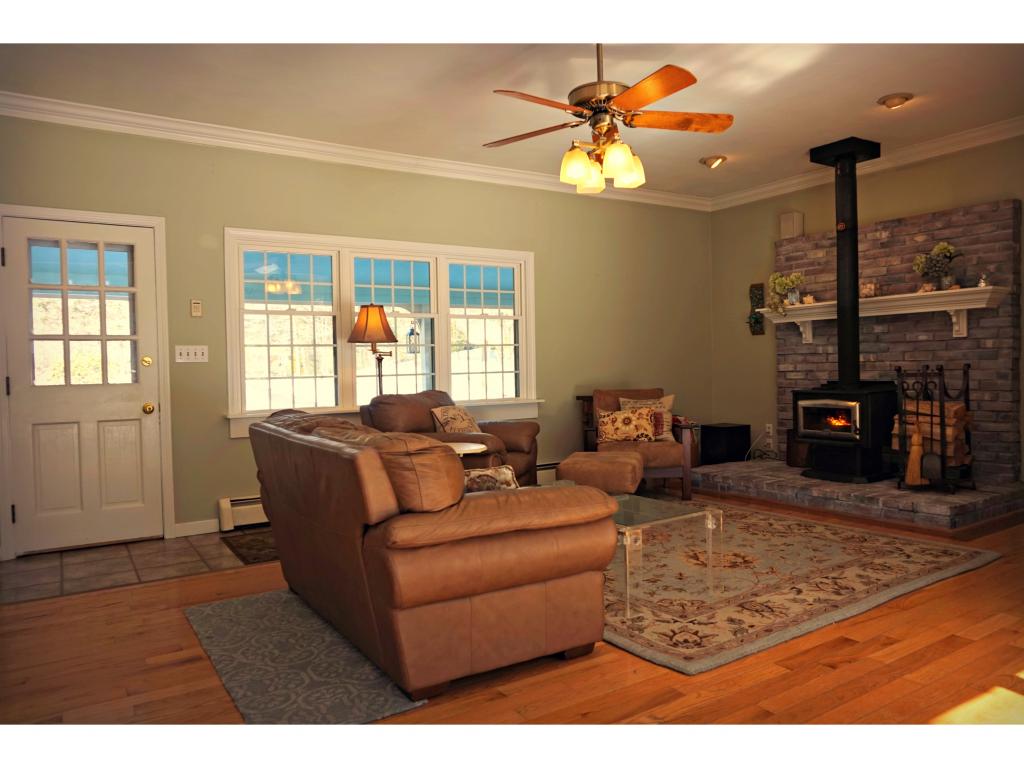 20 Devonshire Road Atkinson, NH 03811 - Photo 3 of 26